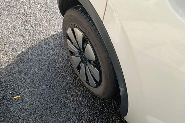 Used Wuling Bingo 2024 333 km Enjoyment Version Exterior 5