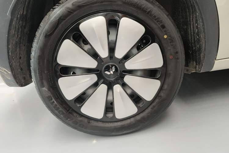 Used Wuling Bingo 2024 333 km Enjoyment Version Exterior 5