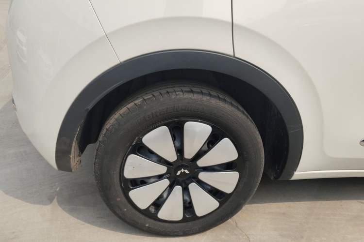 Used Wuling Bingo 2024 333 km Enjoyment Version Exterior 5