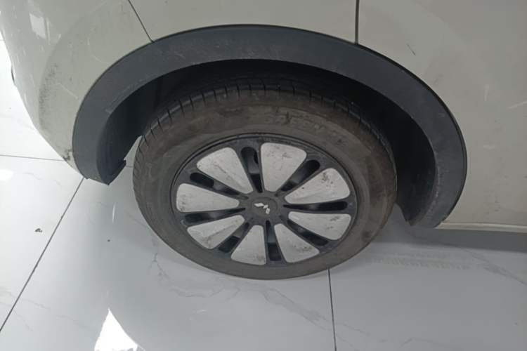 Used Wuling Bingo 2024 333 km Enjoyment Version Exterior 5