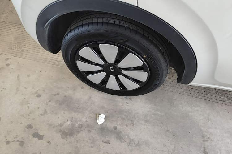 Used Wuling Bingo 2024 333 km Lingxi Connected Version Exterior 5