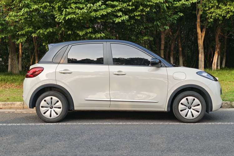 Used Wuling Bingo 2024 203km Light Edition Exterior 6