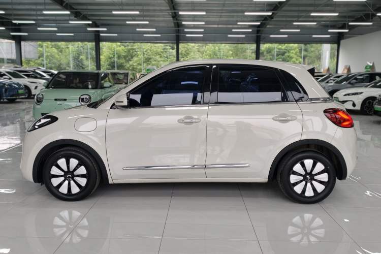 Used Wuling Bingo 2024 333 km Enjoyment Version Exterior 6
