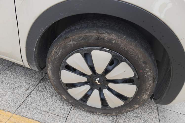Used Wuling Bingo 2024 333 km Enjoyment Version Exterior 7