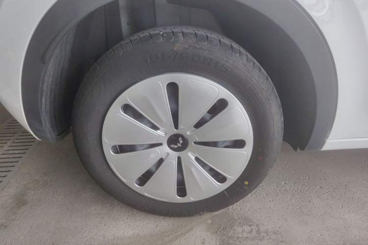 Used Wuling Bingo 2024 203km Light Edition Exterior 8