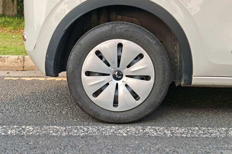 Used Wuling Bingo 2024 203km Light Edition Exterior 8