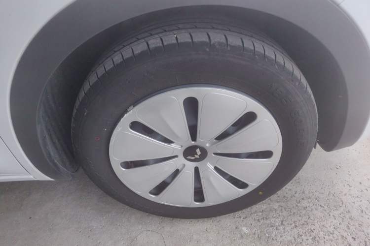Used Wuling Bingo 2024 203km Light Edition Exterior 9