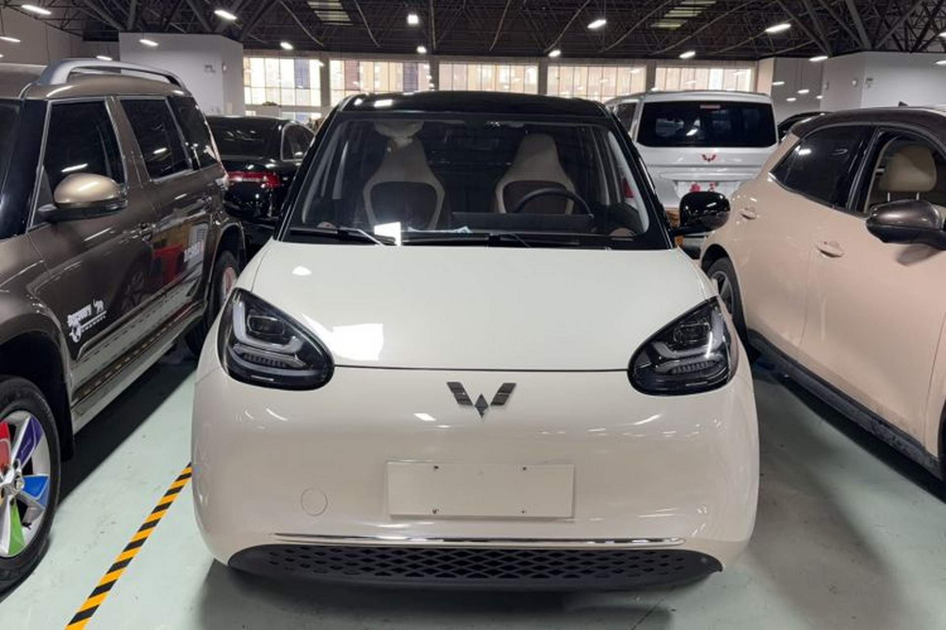 Used Wuling Bingo 2024 333 km Lingxi Connected Version Front