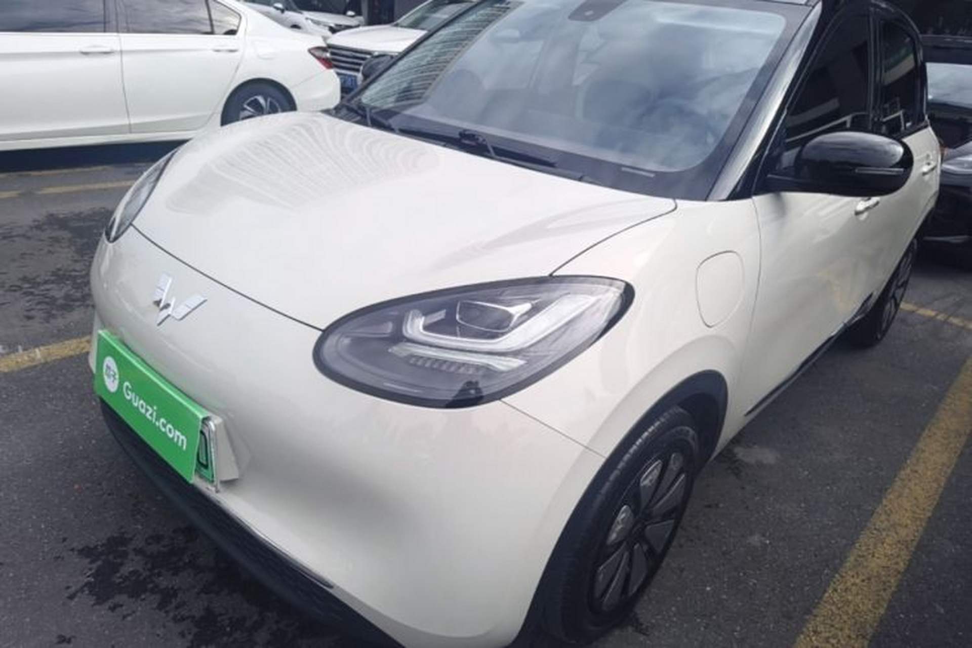 Used Wuling Bingo 2024 333 km Lingxi Connected Version Front Left 45 Deg
