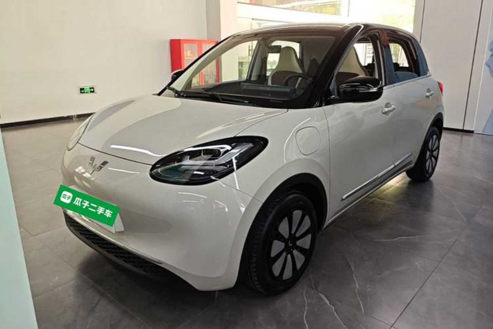 Used Wuling Bingo 2024 333 km Enjoyment Version Front Left 45 Deg