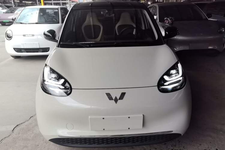 Used Wuling Bingo 2024 333 km Lingxi Connected Version Front
