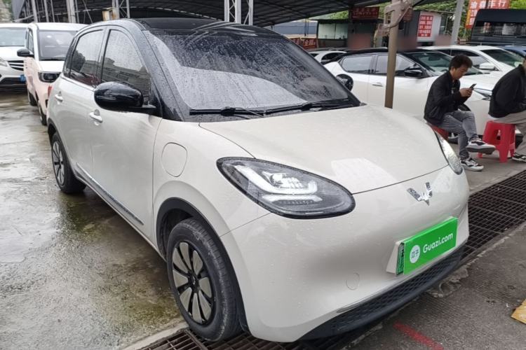 Used Wuling Bingo 2024 333 km Enjoyment Version Front Right 45 Deg