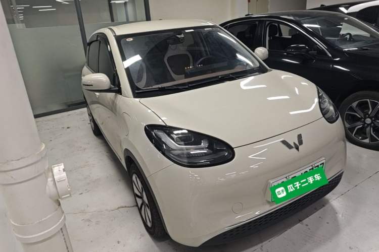 Used Wuling Bingo 2024 333 km Enjoyment Version Front Right 45 Deg