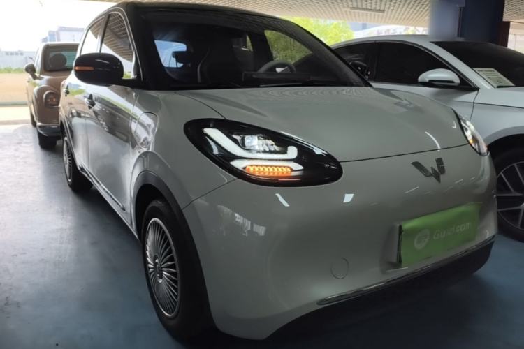 Used Wuling Bingo 2024 333 km Enjoyment Version Front Right 45 Deg