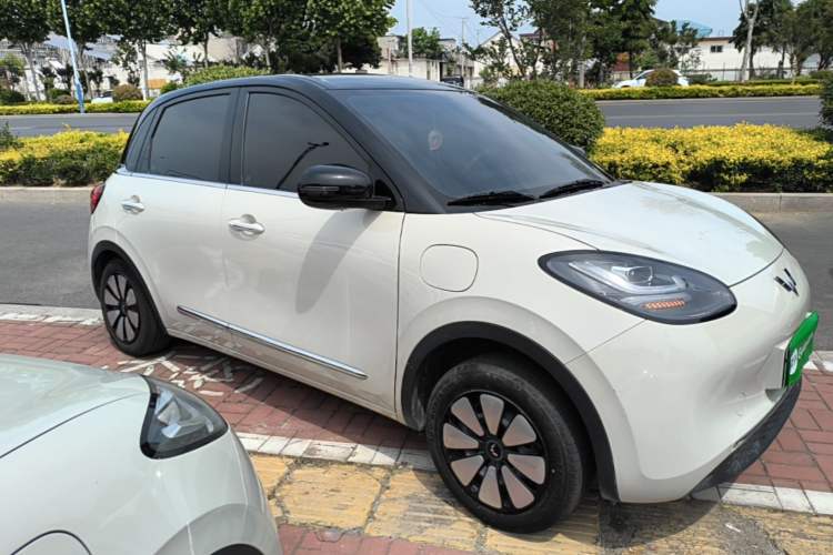 Used Wuling Bingo 2024 333 km Enjoyment Version Front Right 45 Deg