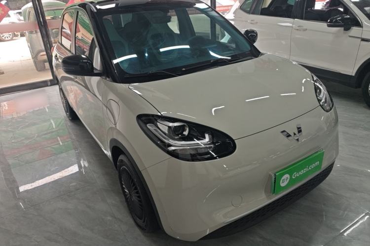 Used Wuling Bingo 2024 203km Light Edition Front Right 45 Deg