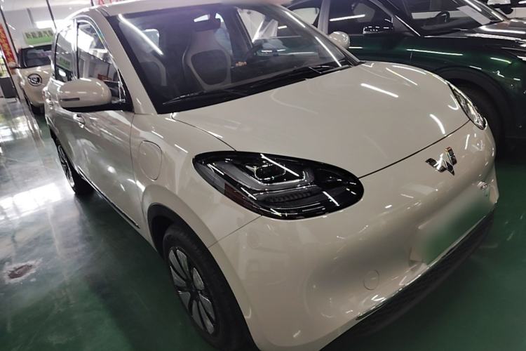 Used Wuling Bingo 2024 333 km Enjoyment Version Front Right 45 Deg
