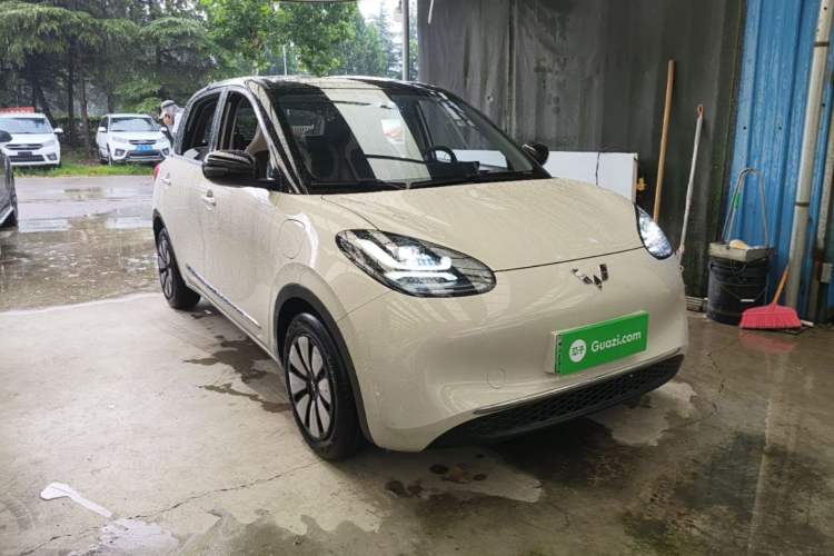 Used Wuling Bingo 2024 333 km Lingxi Connected Version Front Right 45 Deg