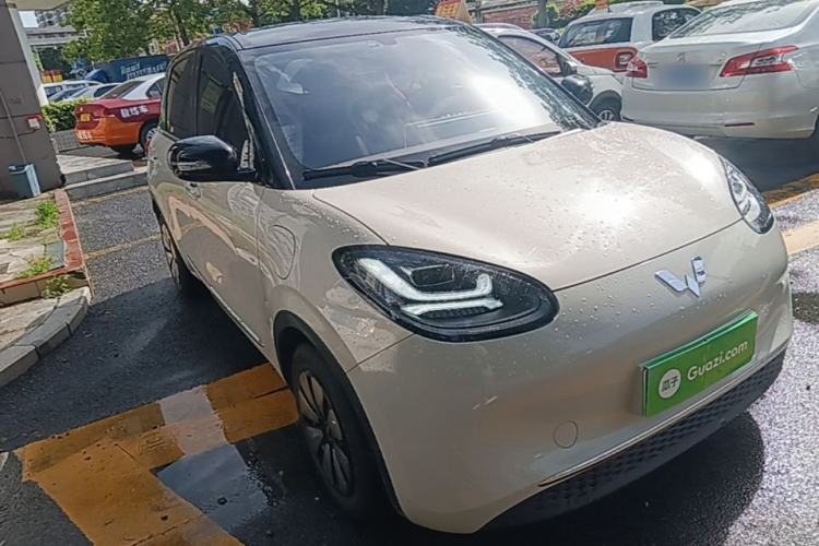 Used Wuling Bingo 2024 333 km Enjoyment Version Front Right 45 Deg