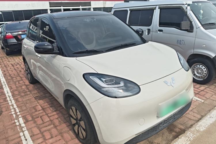 Used Wuling Bingo 2024 333 km Enjoyment Version Front Right 45 Deg