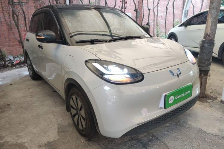 Used Wuling Bingo 2024 333 km Enjoyment Version Front Right 45 Deg