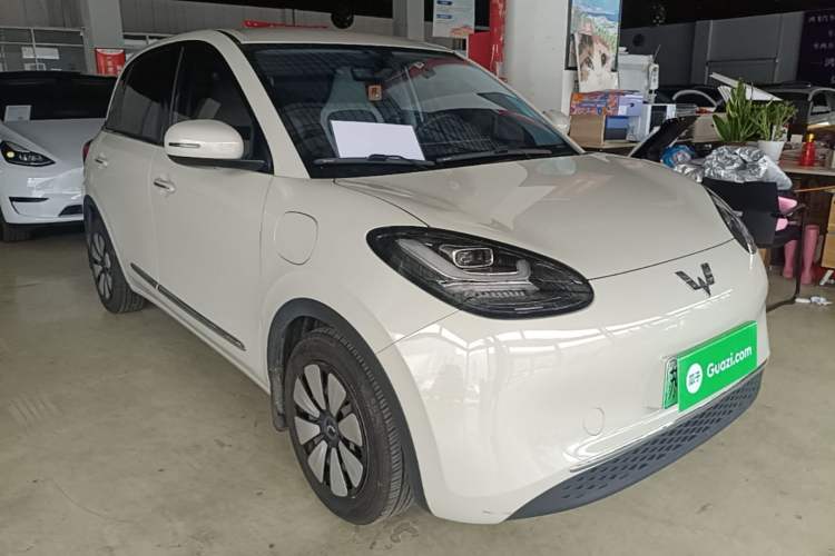 Used Wuling Bingo 2024 333 km Enjoyment Version Front Right 45 Deg