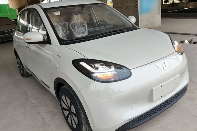 Used Wuling Bingo 2024 333 km Enjoyment Version Front Right 45 Deg