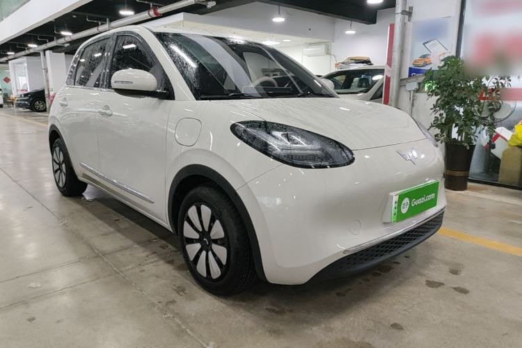 Used Wuling Bingo 2024 333 km Enjoyment Version Front Right 45 Deg
