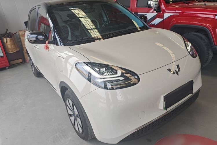 Used Wuling Bingo 2024 333 km Enjoyment Version Front Right 45 Deg