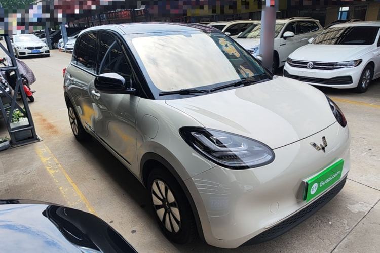Used Wuling Bingo 2024 333 km Enjoyment Version Front Right 45 Deg