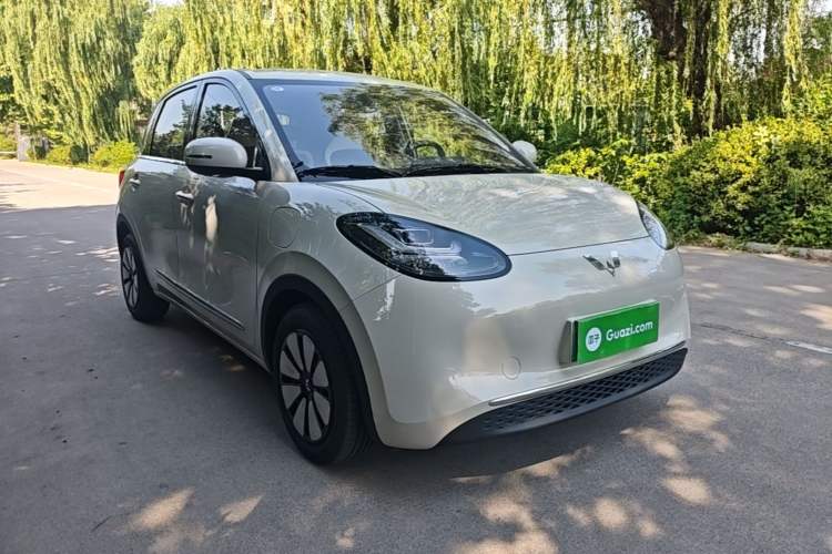 Used Wuling Bingo 2024 333 km Enjoyment Version Front Right 45 Deg