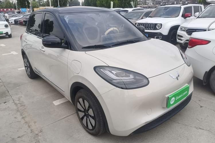 Used Wuling Bingo 2024 333 km Enjoyment Version Front Right 45 Deg