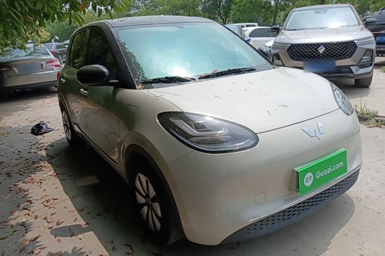 Used Wuling Bingo 2024 333 km Enjoyment Version Front Right 45 Deg