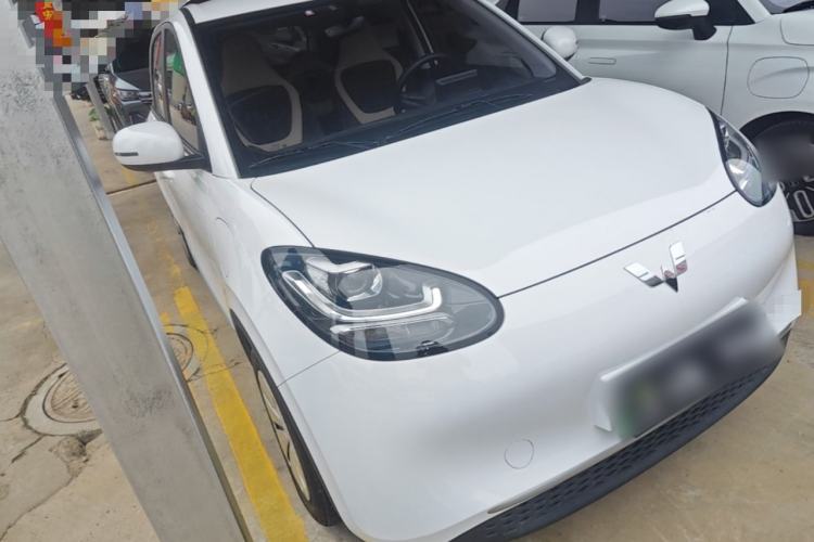 Used Wuling Bingo 2024 203km Light Edition Front Right 45 Deg
