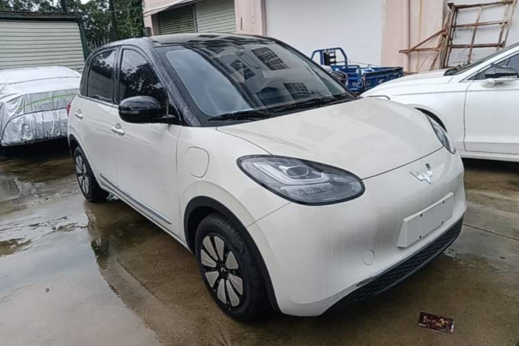 Used Wuling Bingo 2024 333 km Enjoyment Version Front Right 45 Deg