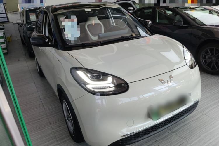 Used Wuling Bingo 2024 333 km Lingxi Connected Version Front Right 45 Deg
