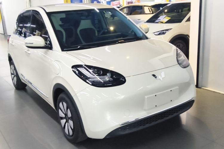 Used Wuling Bingo 2024 333 km Enjoyment Version Front Right 45 Deg