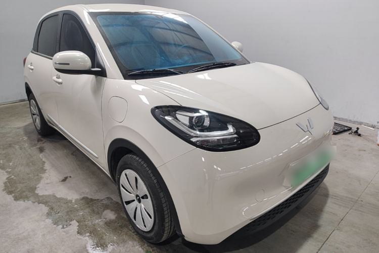 Used Wuling Bingo 2024 203km Light Edition Front Right 45 Deg