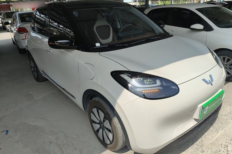 Used Wuling Bingo 2024 333 km Enjoyment Version Front Right 45 Deg