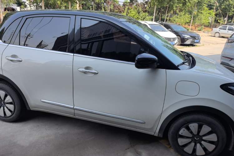 Used Wuling Bingo 2024 333 km Enjoyment Version Front Right 45 Deg