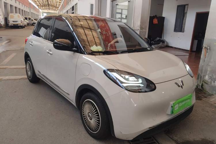 Used Wuling Bingo 2024 333 km Enjoyment Version Front Right 45 Deg