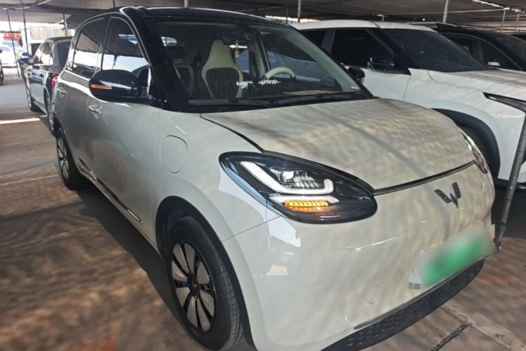 Used Wuling Bingo 2024 333 km Lingxi Connected Version Front Right 45 Deg