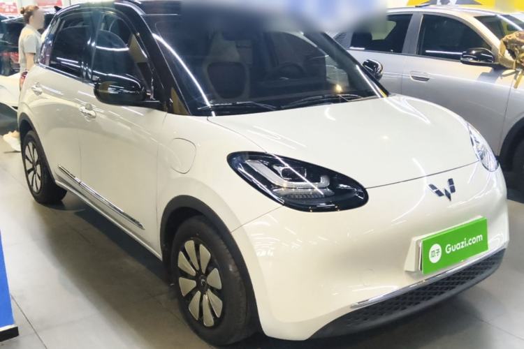 Used Wuling Bingo 2024 333 km Enjoyment Version Front Right 45 Deg