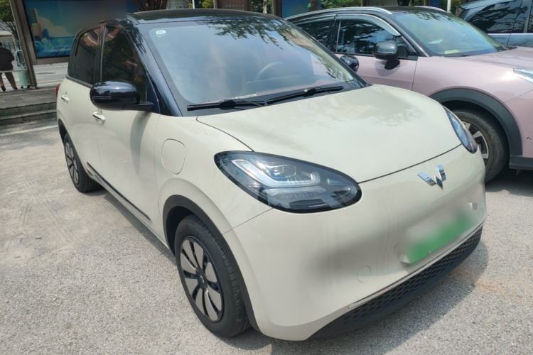 Used Wuling Bingo 2024 333 km Enjoyment Version Front Right 45 Deg