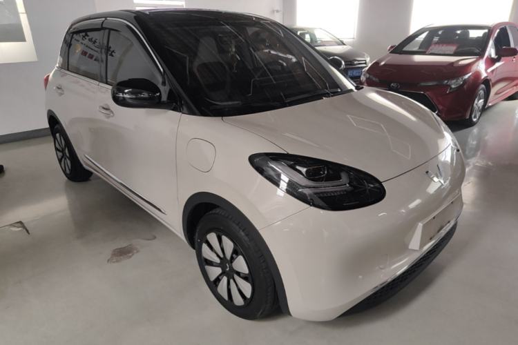 Used Wuling Bingo 2024 333 km Enjoyment Version Front Right 45 Deg