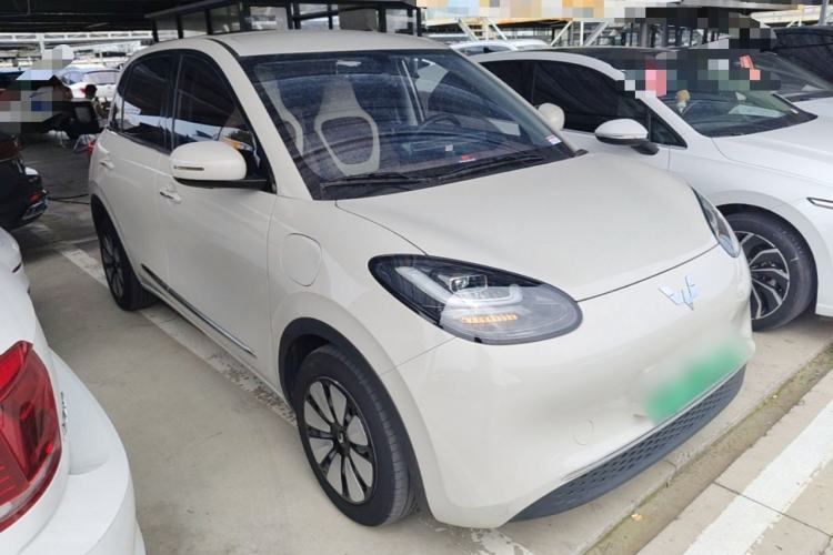Used Wuling Bingo 2024 333 km Enjoyment Version Front Right 45 Deg