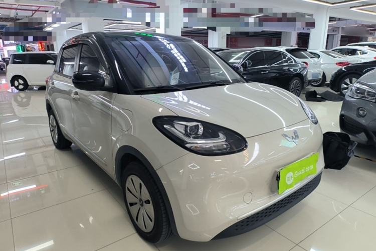 Used Wuling Bingo 2024 203km Light Edition Front Right 45 Deg