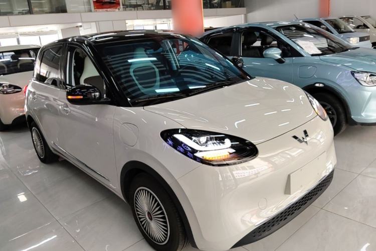Used Wuling Bingo 2024 333 km Enjoyment Version Front Right 45 Deg