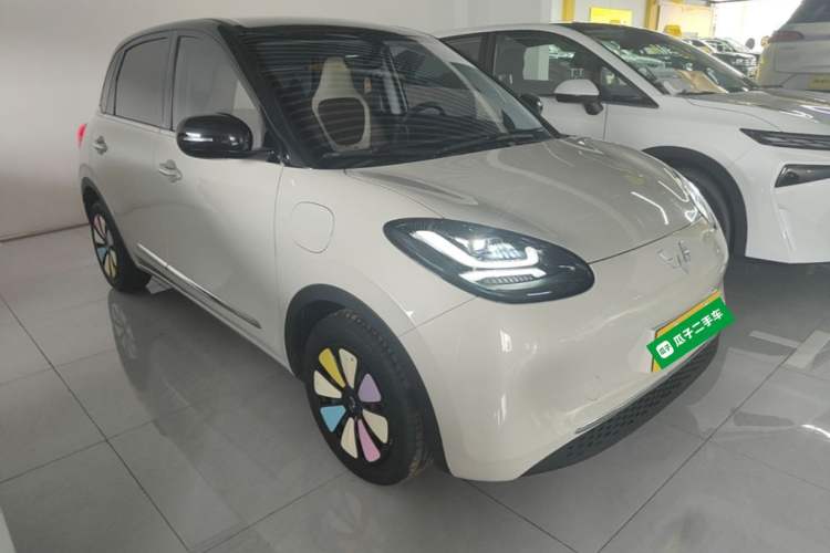 Used Wuling Bingo 2024 333 km Enjoyment Version Front Right 45 Deg