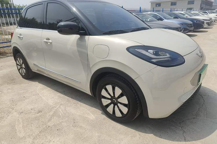 Used Wuling Bingo 2024 333 km Enjoyment Version Front Right 45 Deg